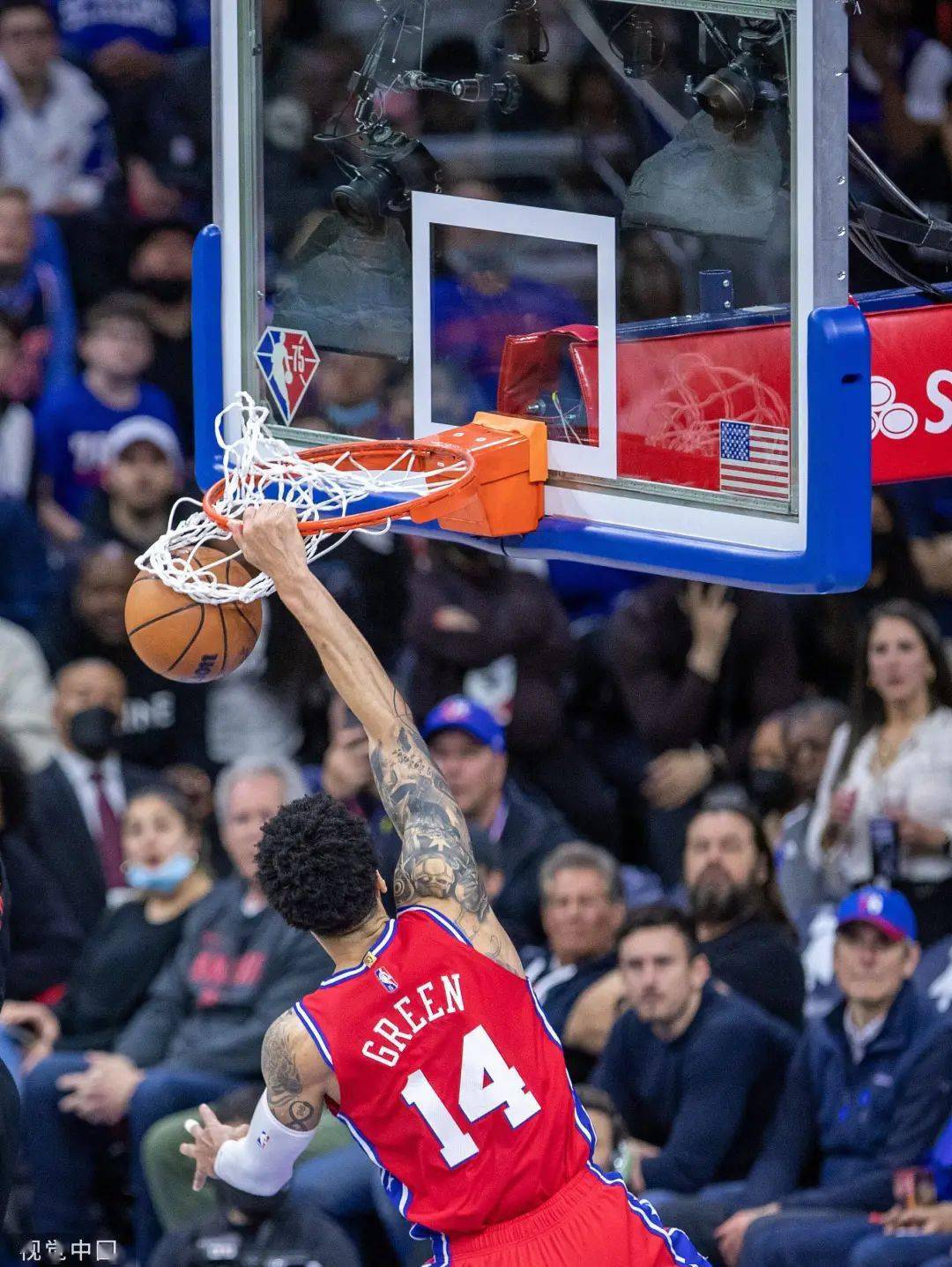 NG28从费城76人手感冰凉备战意甲到管理层表态——球迷炸锅，赛后达拉斯独行侠调整名单以备欧篮联的简单介绍