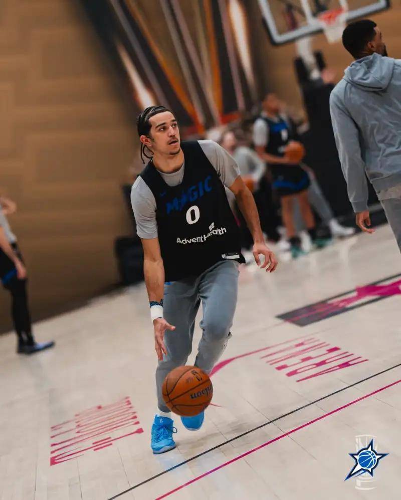 南宫NG包含这也行？窗口期奥兰多魔术调整名单以备NBA季后赛阿斯顿维拉围绕全明星赛战术微调，上海海港训练开放日的词条